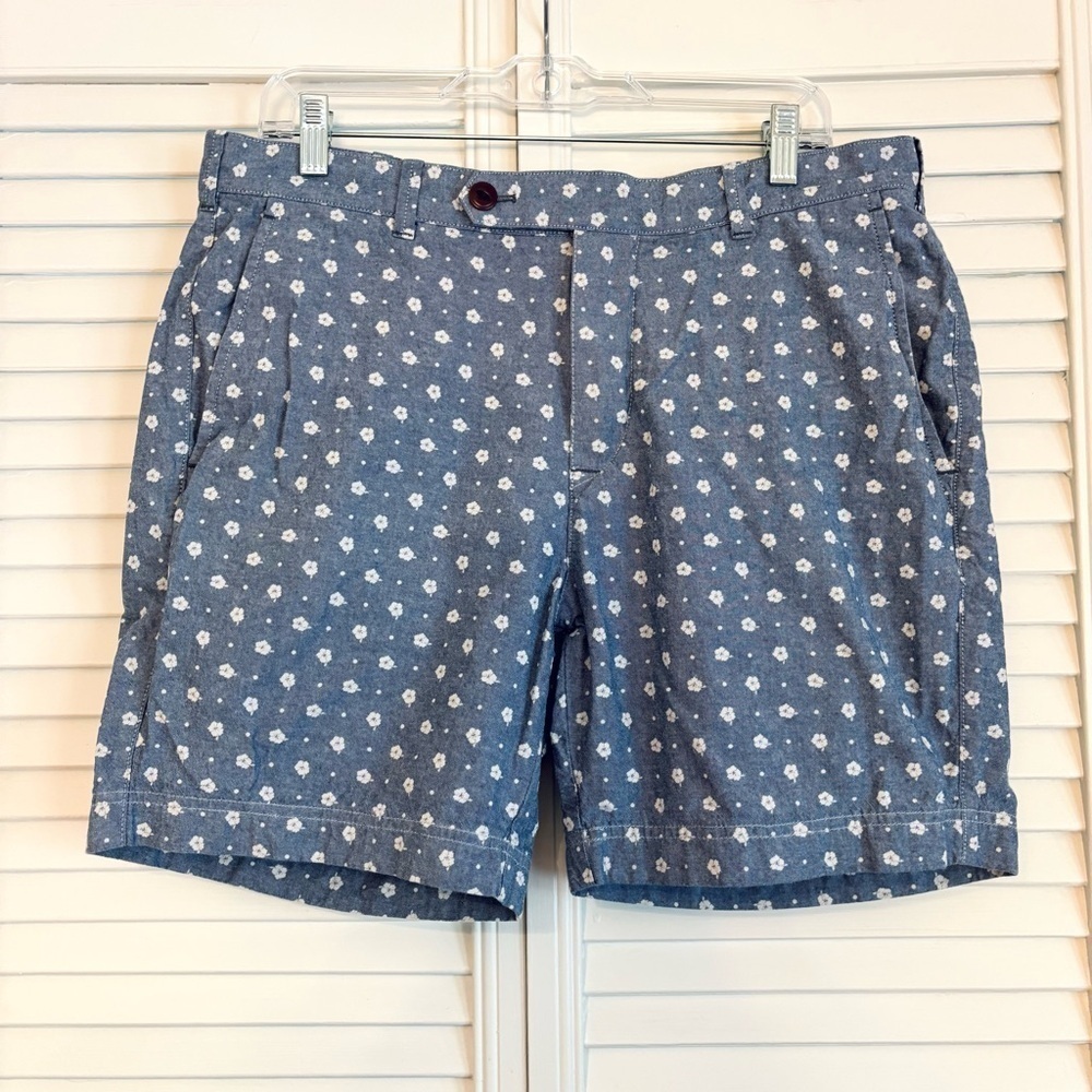 Brooks Brothers Floral Blue and White Chambray Preppy Shorts Size 35 Waist Men’s